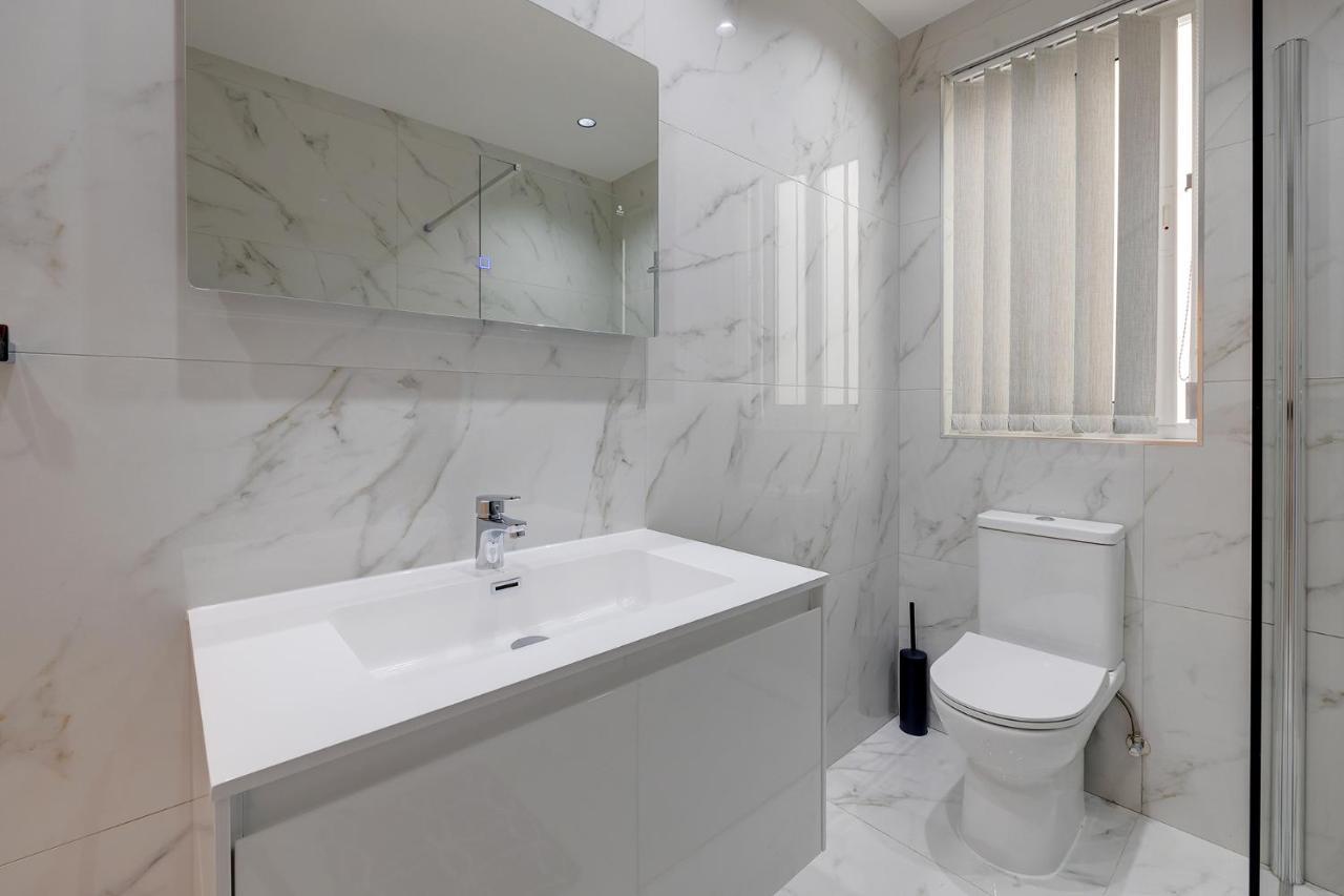 Stylish 2Br Apartment In Central St Julians Saint Julian's Exterior foto